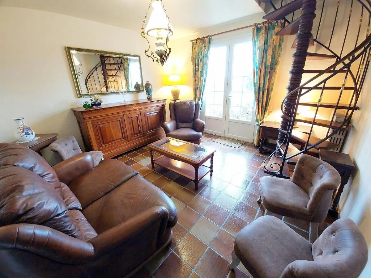 Jacuzzi, Billiards And Fireplace, Semi-Detached House, Sibiril Holiday home